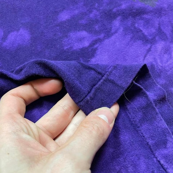 VTG 90s Ragtops‎ feather necklace royal purple tie dye tee shirt L USA pattern - Picture 3 of 5